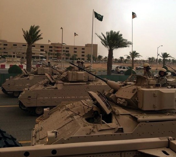 صور القوات المسلحه السعوديه ........موضوع متجدد  Saabbr-104